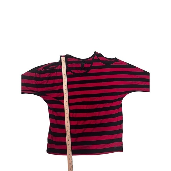 New 7 Seven stripped Women’s top Cold shoulder sz M - Picture 3 of 6